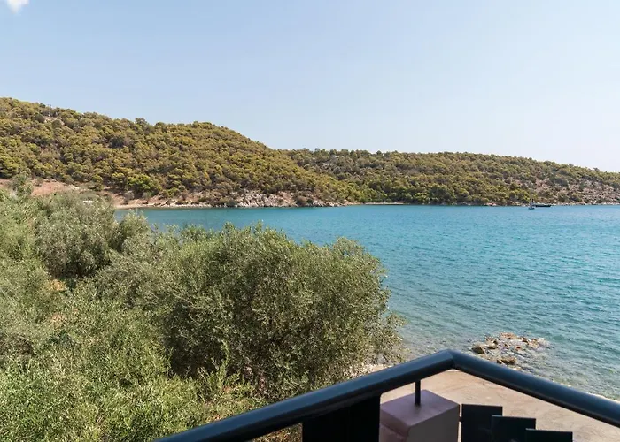 Binji 2* Epidaurus