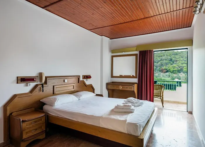 Hotel Binji 2*